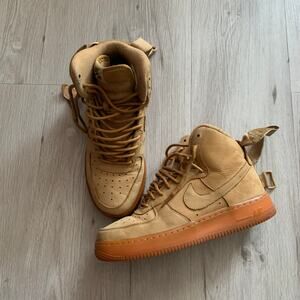 Nike Air Force 1 High Flax Wheat Size 7Y